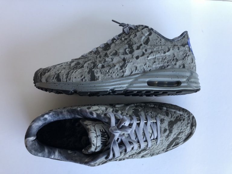 nike air max 90 moon landing